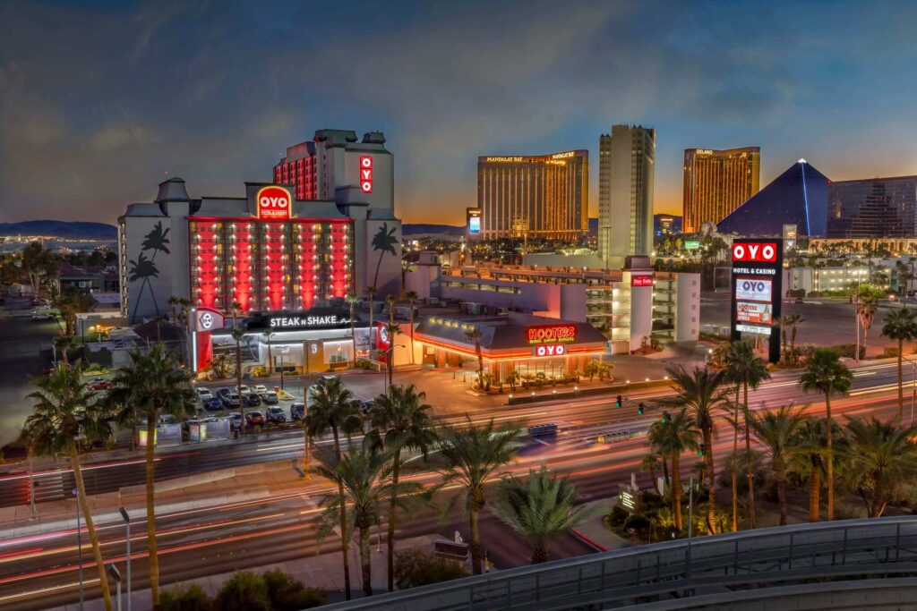 OYO Hotel and Casino Las Vegas | Hey BigHead