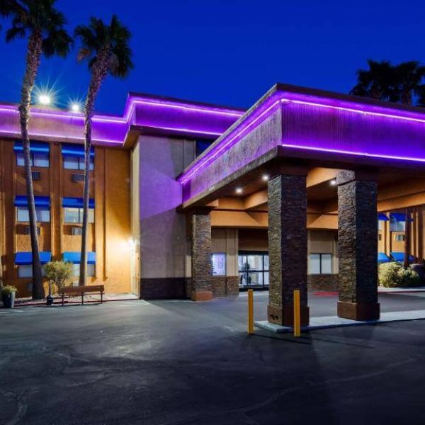 Best Western McCarran Inn | Hey BigHead